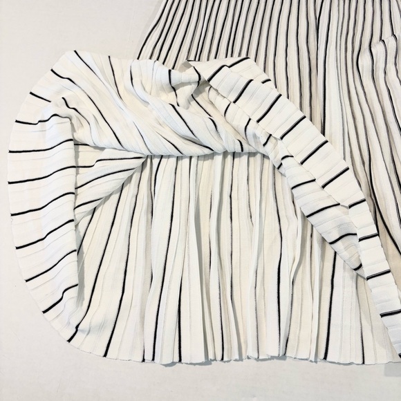 Jarbo Midi Skirt White Black Stripe Plisse Mircro Pleated Pull On Waist, Size 3 - Picture 5 of 12